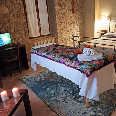 Вілла Il Casale Di Mario Montecchio  Екстер'єр фото